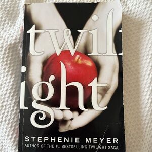 Twilight Paperback Book by Stephenie Meyer